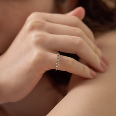 December birthstone "Tanzanite"